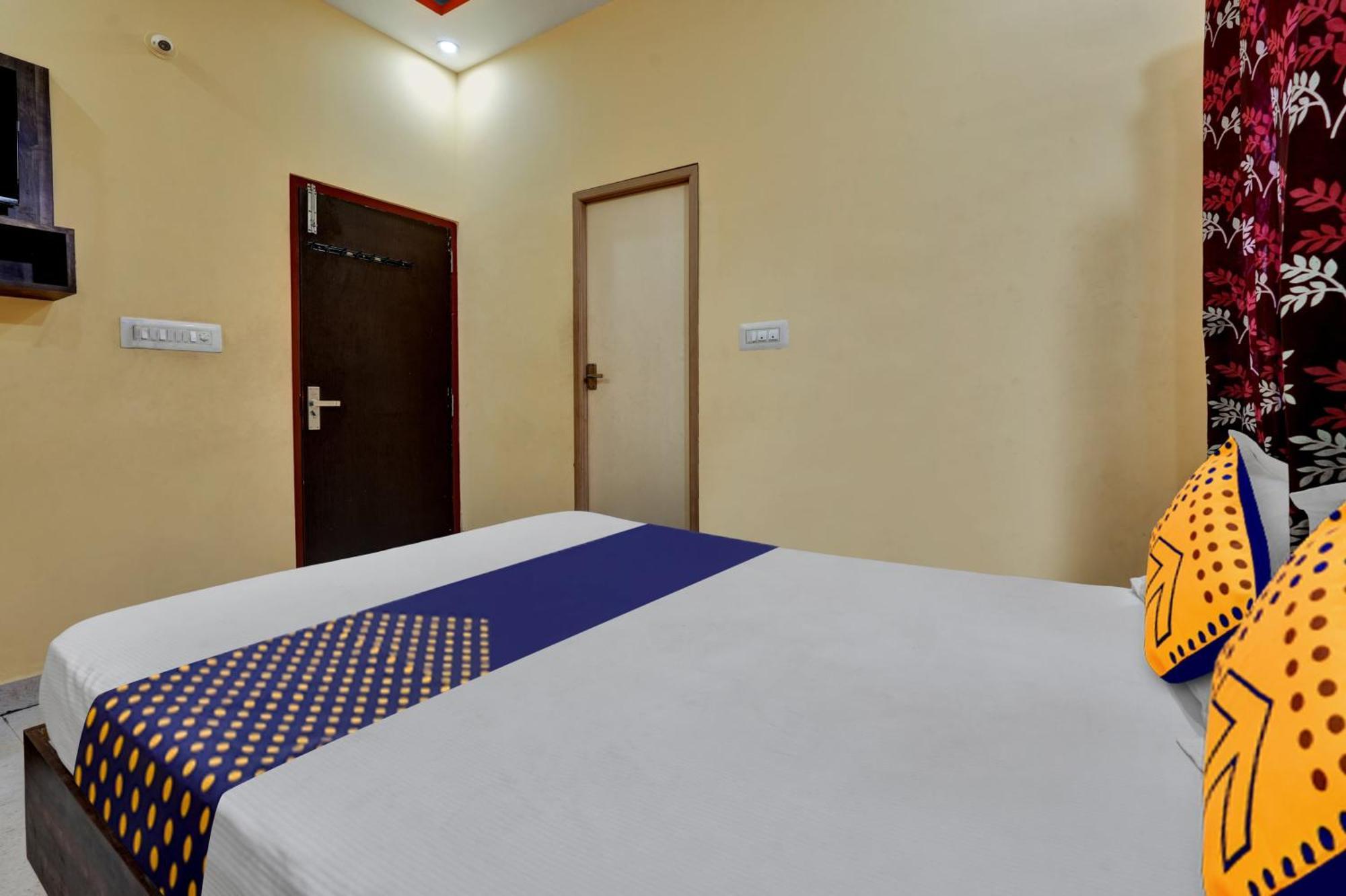 Hotel Spot On Anugraha Residency Kumbalgod Exterior foto